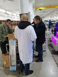 Καλή τιμή. 380nm 385nm UV Συστήματα στεγνώσεως προσκόλλησης 25000MW/Cm2 UV Φώτα στεγνώσεως προσκόλλησης σε απευθείας σύνδεση